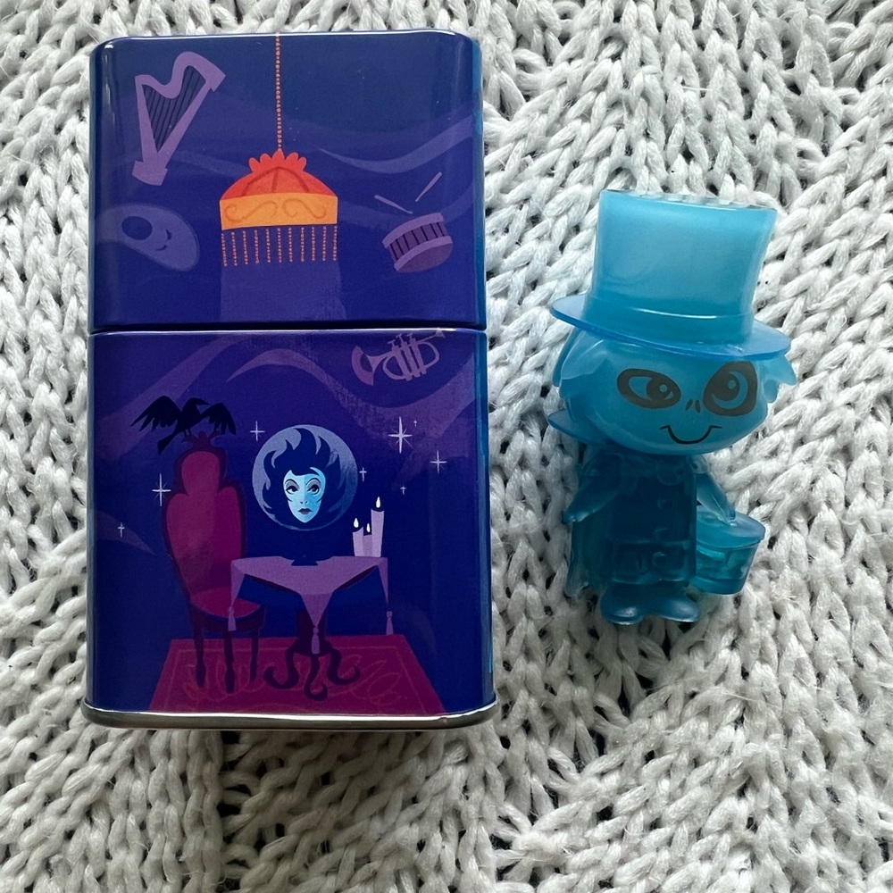 Disney Funko Exclusive Hat Box Ghost Haunted Mansion Figure Collectible Tin